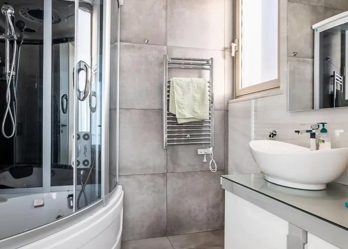 Villa Silvercoast Concha Baia With Private Heated Pool And Seaview Rooftop Lounge *